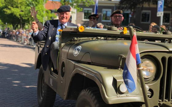 Herdenken en vieren bij Omroep Gelderland