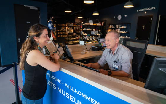 Vrijwilliger entree/winkel